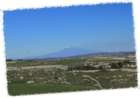 Vulcano Etna visto dall'agriturismo